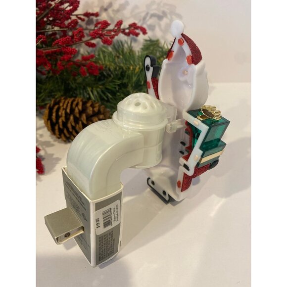 Bath & Body Works “Santa with Presents” Nightlight Wallflower Plug -New with tag - Picture 8 of 10
